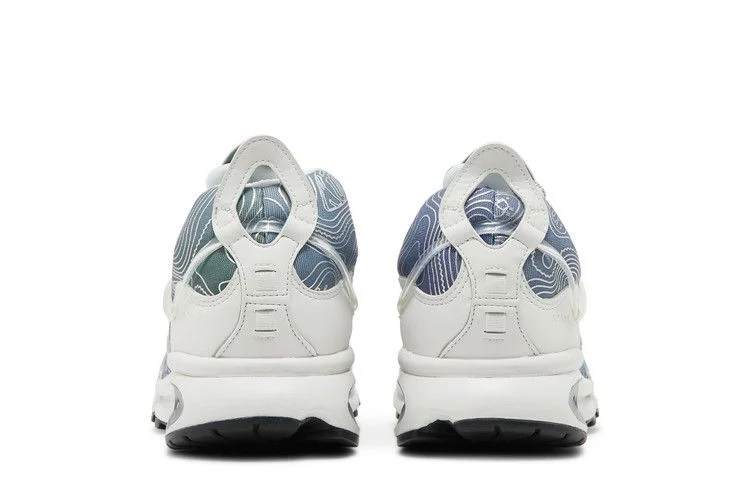 Кроссовки Nike Air Kukini SE 'Topography'