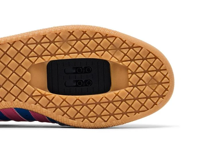 Krossovki-adidas-Velosamba-Bright-Blue-Magenta-4