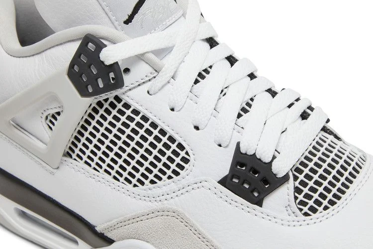 Krossovki-Air-Jordan-4-Retro-Military-Black-8