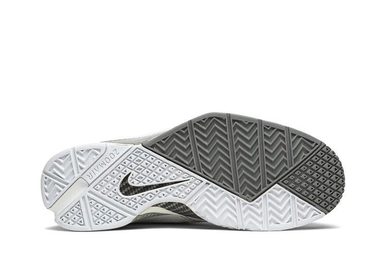 zoom-kobe-1-313143-111_03