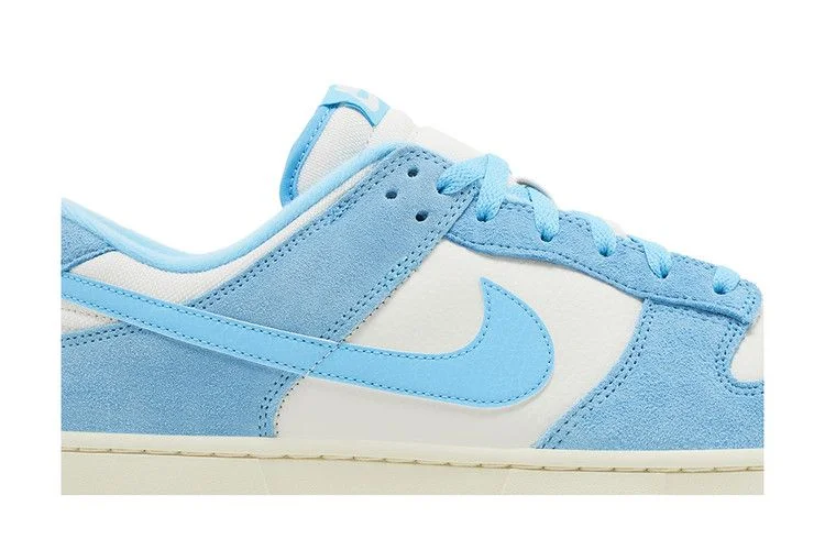 Krossovki-Nike-Dunk-Low-SE-Baltic-Blue-Gum-1