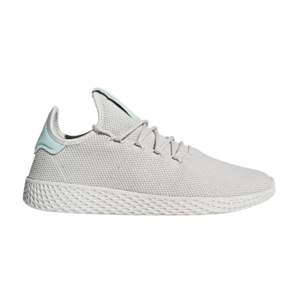 Krossovki-Pharrell-Williams-x-adidas-Wmns-Tennis-Hu-Talc