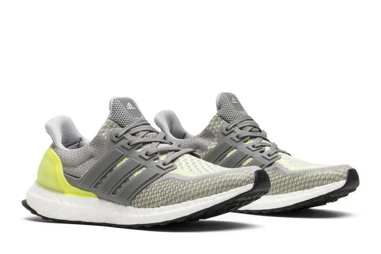 Krossovki-Adidas-UltraBoost-2.0-ATR-Limited-Glow-in-the-Dark-7