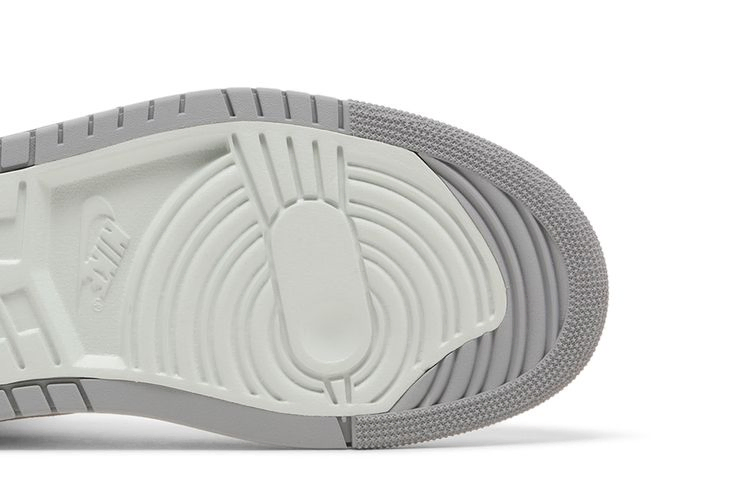 Кроссовки Air Jordan 1 High Zoom Comfort 2 'Particle Grey'