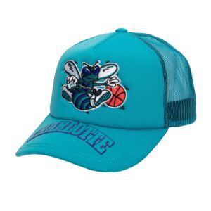 Mitchell-Ness-Puff-The-Magic-Trucker-Snapback-HWC-Charlotte-Hornets-Hat-300x300