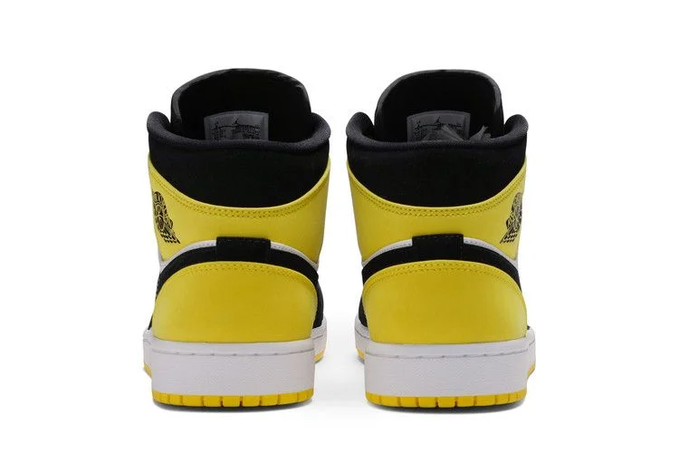 Кроссовки Air Jordan 1 Mid SE 'Yellow Toe'