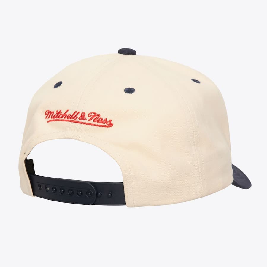 Бейсболка Mitchell & Ness Cream Atlanta Braves Horizon Pro Crown Snapback Hat
