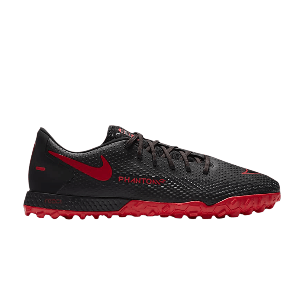 Кроссовки Nike React Phantom GT Pro Turf 'Black Chile Red'