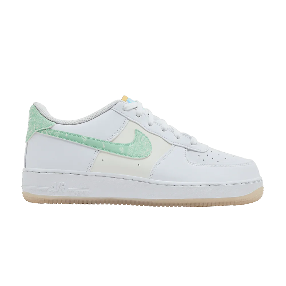 Krossovki-Nike-Air-Force-1-LV8-GS-Pastel-Paisley