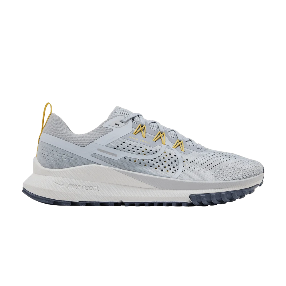 Кроссовки Nike React Pegasus Trail 4 'Wolf Grey Saturn Gold'