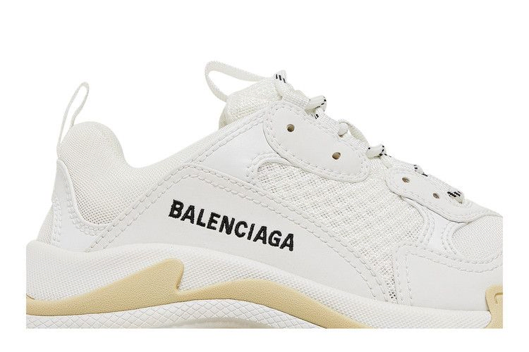Кроссовки Balenciaga Wmns Triple S Sneaker 'White'