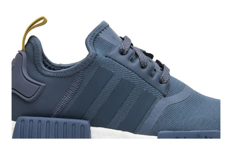 Krossovki-Adidas-NMD_R1-Tech-Ink-1
