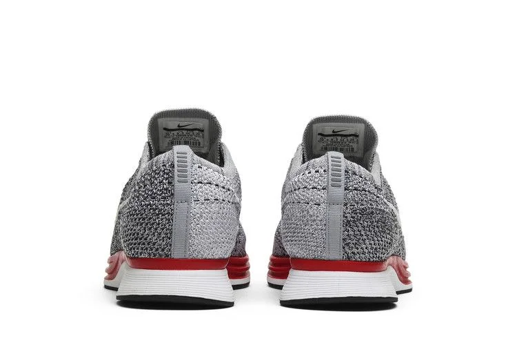 Krossovki-Nike-Flyknit-Racer-No-Parking-5