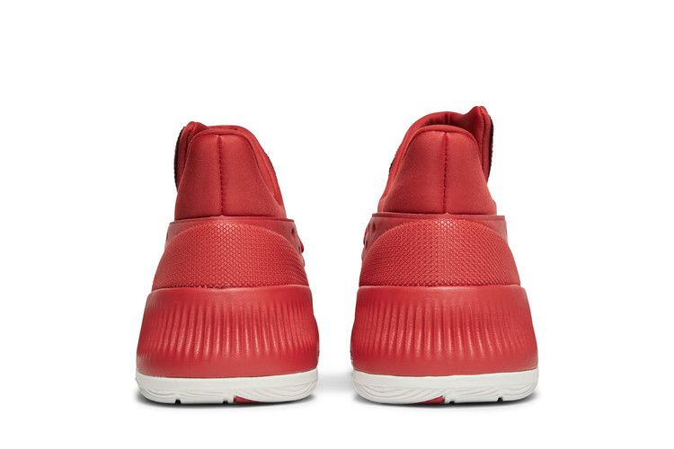 dame-3-power-red-by3192_05