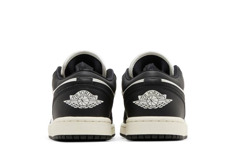 Кроссовки Wmns Air Jordan 1 Low SE 'Vintage Panda'