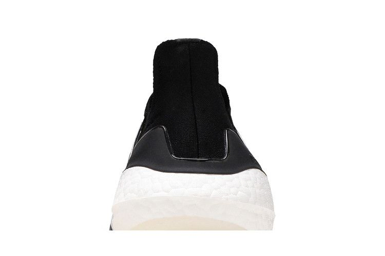 Кроссовки adidas UltraBoost 21 'Core Black'