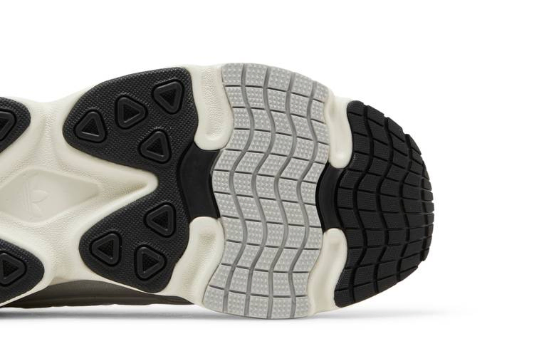Кроссовки adidas Ozmillen J 'Silver White Black'