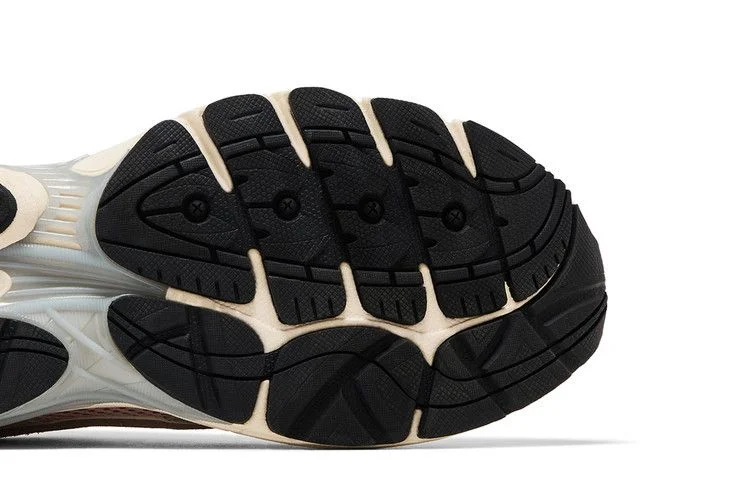 Krossovki-Saucony-ProGrid-Omni-9-Pink-Cream-4