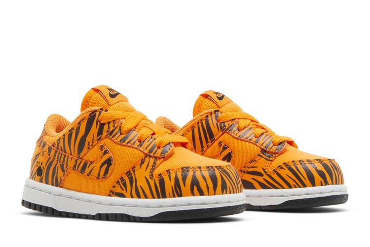 dunk-low-td-tiger-stripes-dz5634-800_07