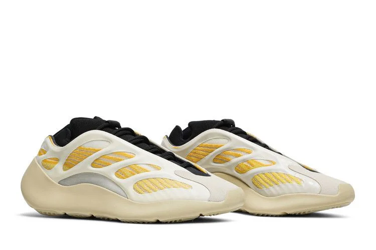 Krossovki-adidas-Yeezy-700-V3-Safflower-7