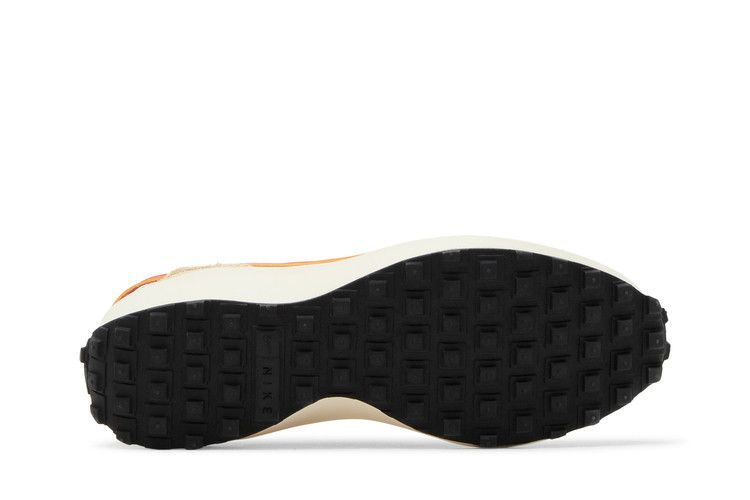 Кроссовки Nike Wmns Waffle Debut Vintage 'Muslin Campfire Orange'