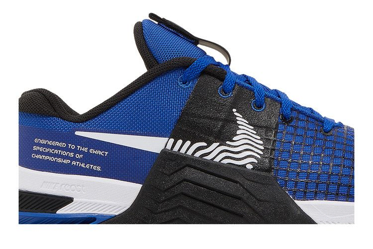 metcon-8-old-royal-black-do9328-400_01