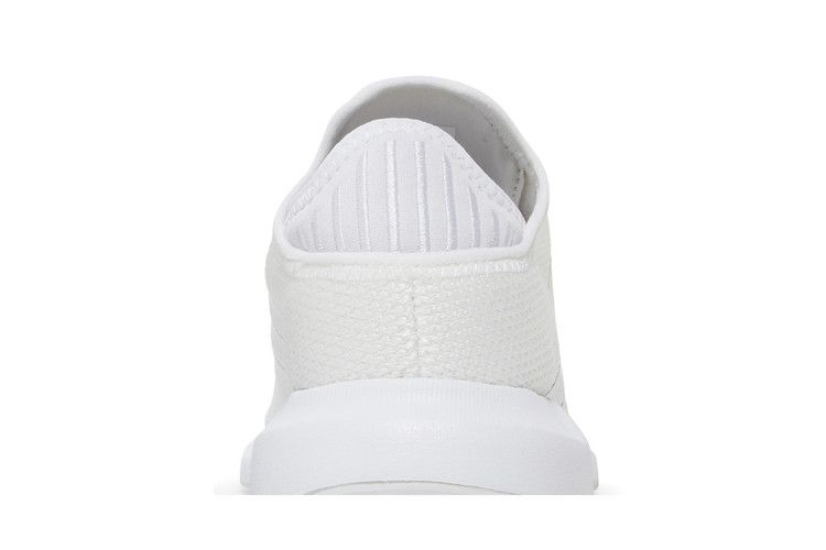 swift-run-x-j-triple-white-fy2149_06