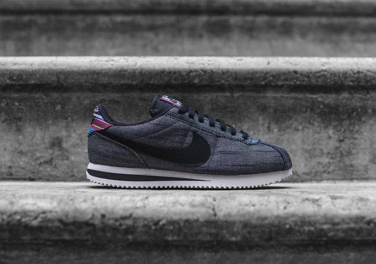 Krossovki-Nike-Cortez-SE-Afro-Punk-1