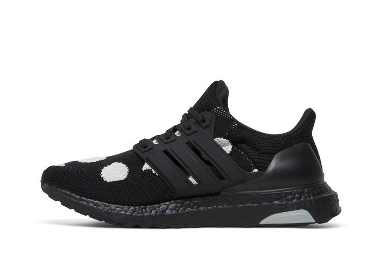 Кроссовки adidas Wmns UltraBoost Cold.RDY 'Polka Dot'