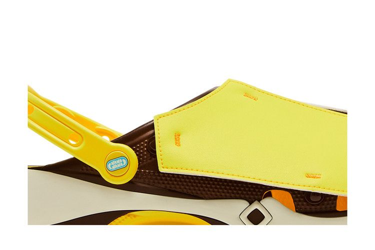 Кроссовки Crocs Fortnite x Classic Clog 'Peely'