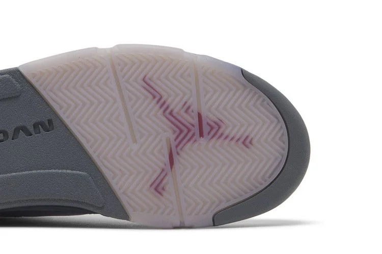 Krossovki-Wmns-Air-Jordan-5-Retro-Low-Indigo-Haze-4