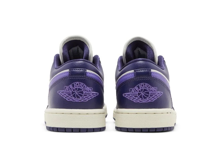 Кроссовки Wmns Air Jordan 1 Low 'Sky J Purple'