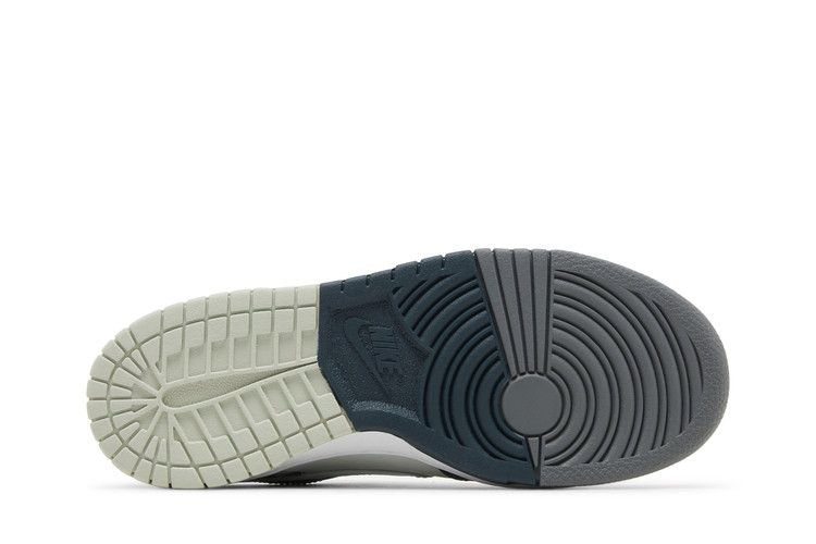 dunk-low-premium-gs-split-deep-jungle-fb9109-300_03