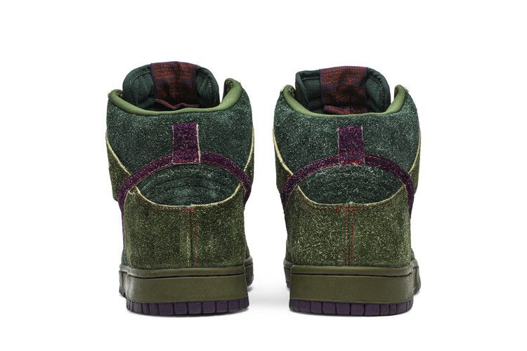 dunk-high-premium-sb-skunk-313171-300_05