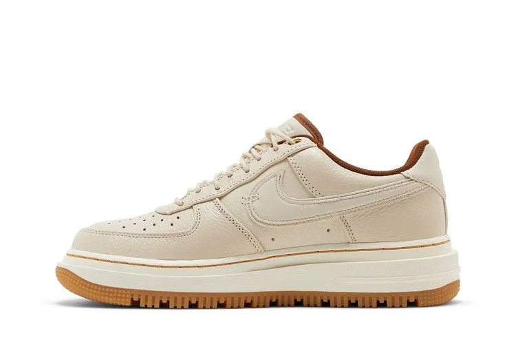 Krossovki-Nike-Air-Force-1-Luxe-Pecan-2
