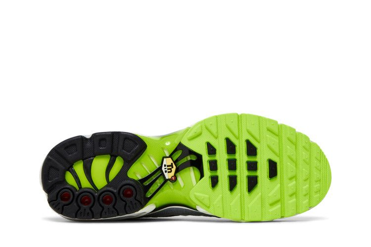 air-max-plus-gs-reflective-logo-white-volt-cd0609-015_03