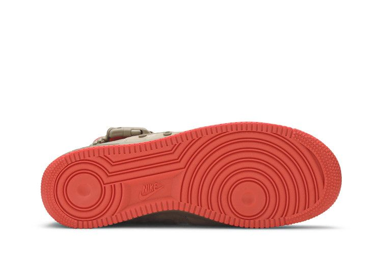 special-field-air-force-1-rush-coral-864024-205_03
