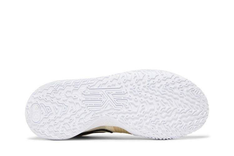 kyrie-low-4-tb-team-gold-dm5041-701_03