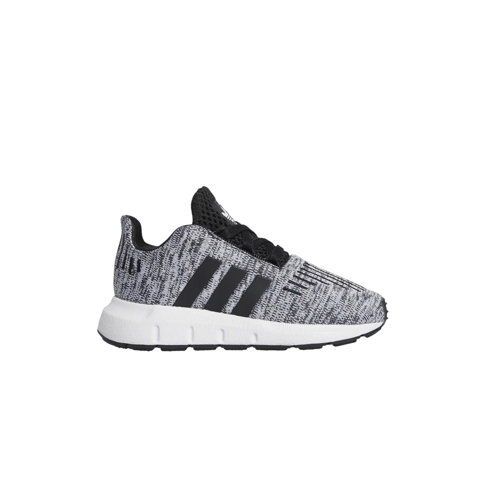 Krossovki-adidas-Swift-Run-J-White-Black