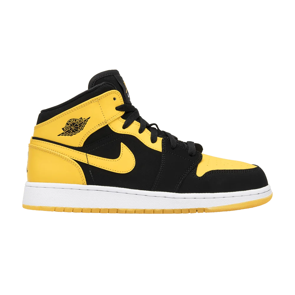 Krossovki-Air-Jordan-1-Retro-Mid-GS-New-Love-2017