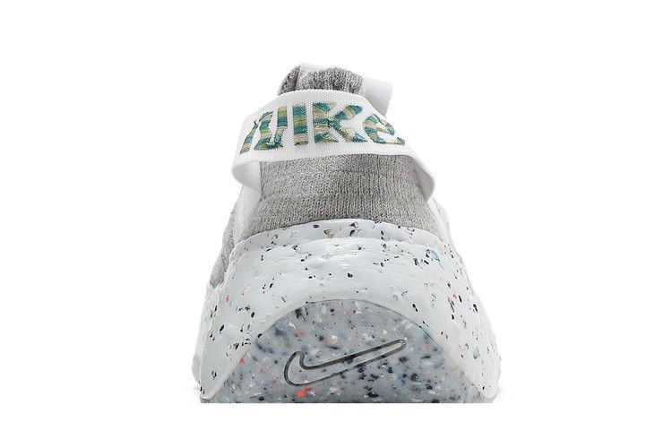 Кроссовки Nike Wmns Space Hippie 04 'Photon Dust Mean Green'