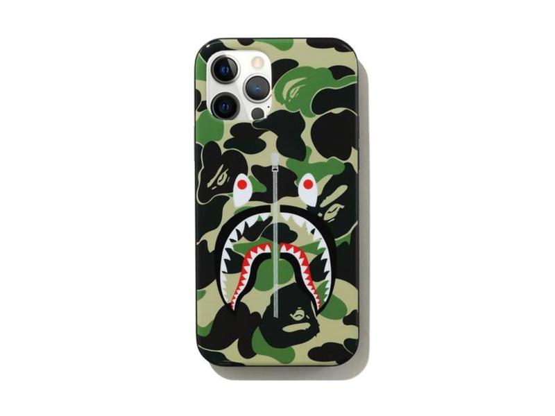 Защитный чехол BAPE ABC Camo Shark iPhone 12/12 Pro Case Green