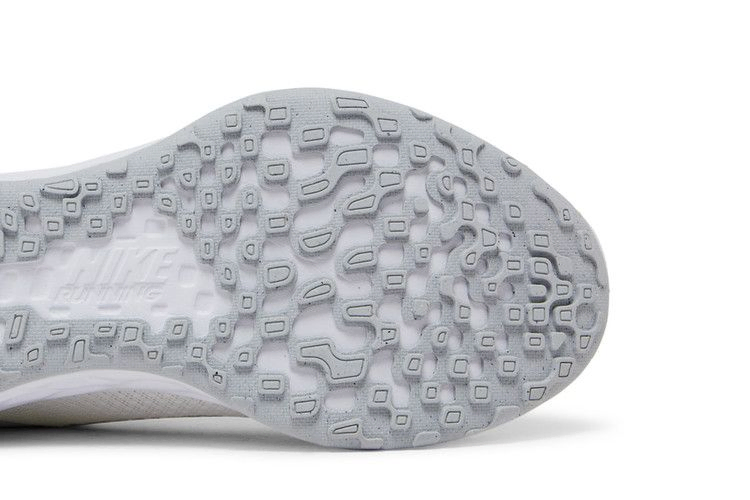 Кроссовки Nike Wmns Revolution 6 Next Nature 'White Pure Platinum'