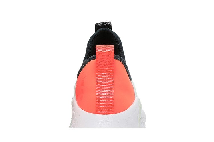 Кроссовки Nike Wmns Free Metcon 3 'Black Bright Mango'