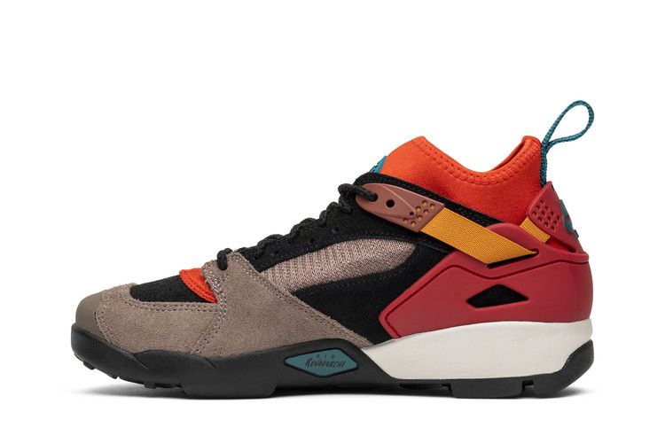 Кроссовки Nike Air Revaderchi 'Mink Brown'