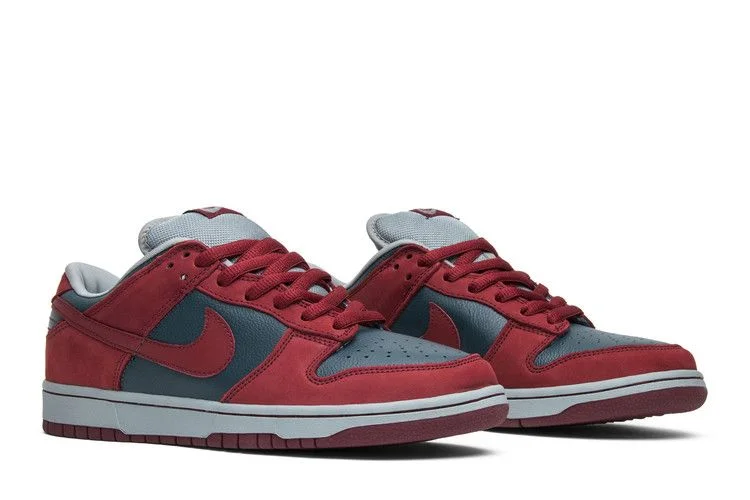 Krossovki-Nike-Dunk-Low-Pro-SB-Sharks-7