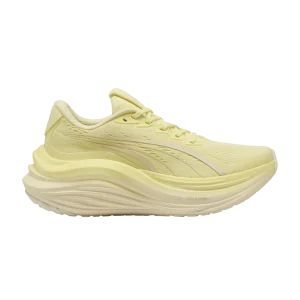 wmns-magmax-nitro-gold-moon-310089-13-300x300