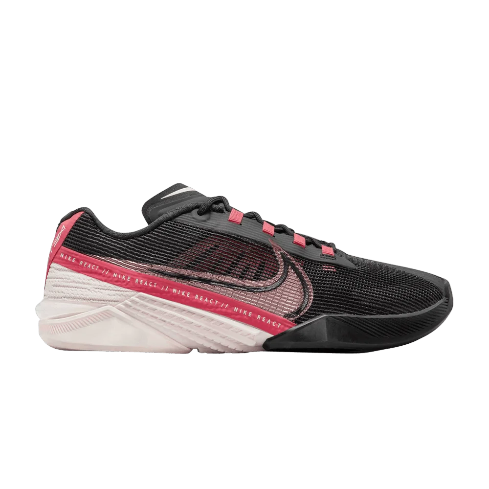 Krossovki-Nike-Wmns-React-Metcon-Turbo-Black-Metallic-Mahogany