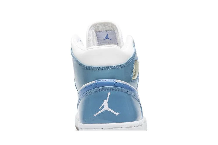Krossovki-Air-Jordan-1-Retro-UNC-Patent-6
