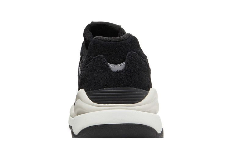Кроссовки New Balance 57/40 'Black White'